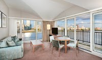 DoubleTree by Hilton Hotel London   Docklands Riverside 1077574 Image 4